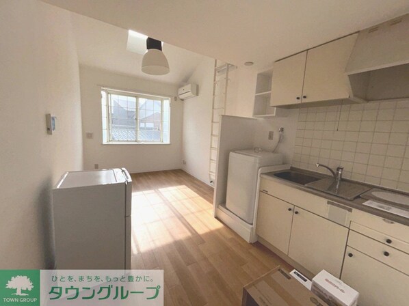 SURFHOUSEの物件内観写真